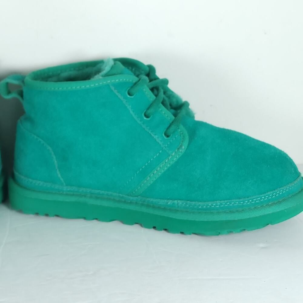 UGG Women's Neumel US 6 Green Suede Sheepskin Lined Lace Up Ankle Chukka Boots - Picture 6 of 16